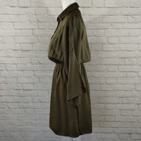 L Andree by Unit Olive Green Dolman Wide Sleeve Button Collared Dress S NWT Flaw - Picture 2 of 15